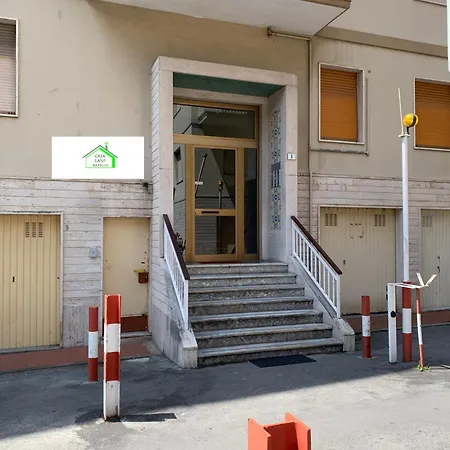 Casa Lavi