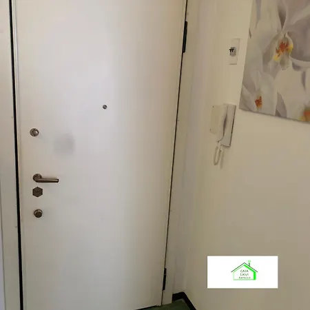 Casa Lavi Apartment *